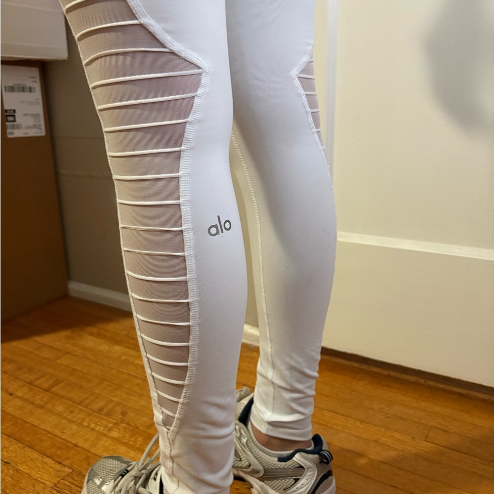 Alo White High-Waisted Leggings